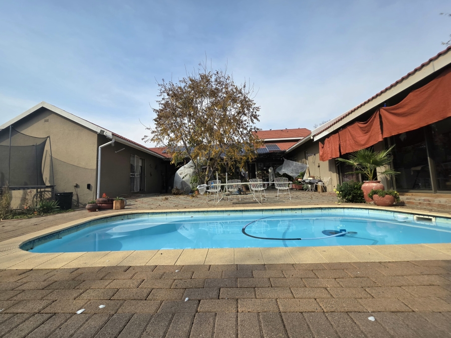 4 Bedroom Property for Sale in Virginia Free State